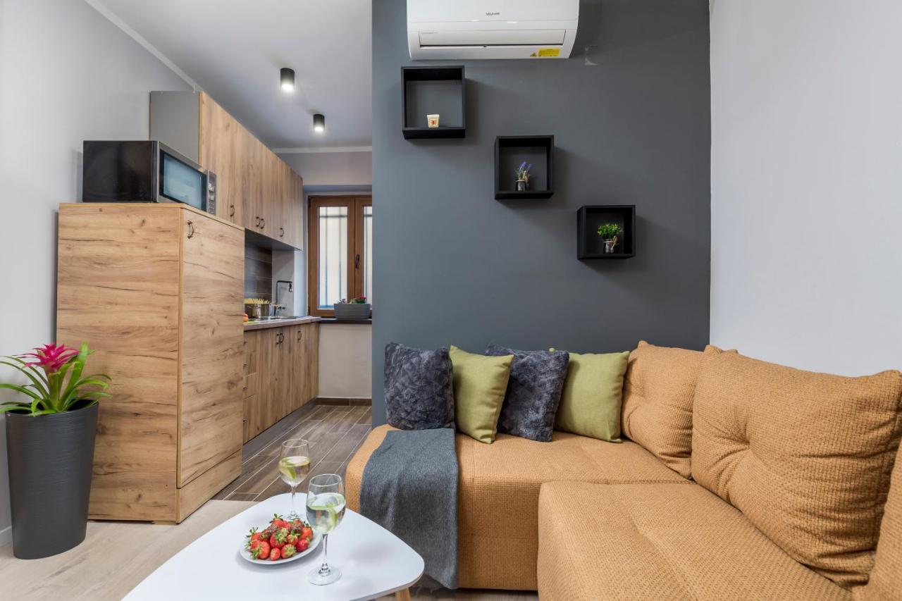 4 Season Apartments Rijeka Exterior photo